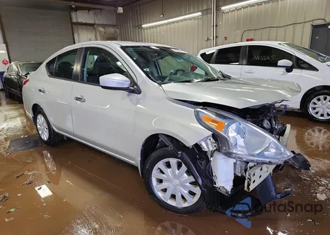 2016 Nissan Versa S z USA, uszkodzony, nr VIN 3N1CN7AP5GL880700
